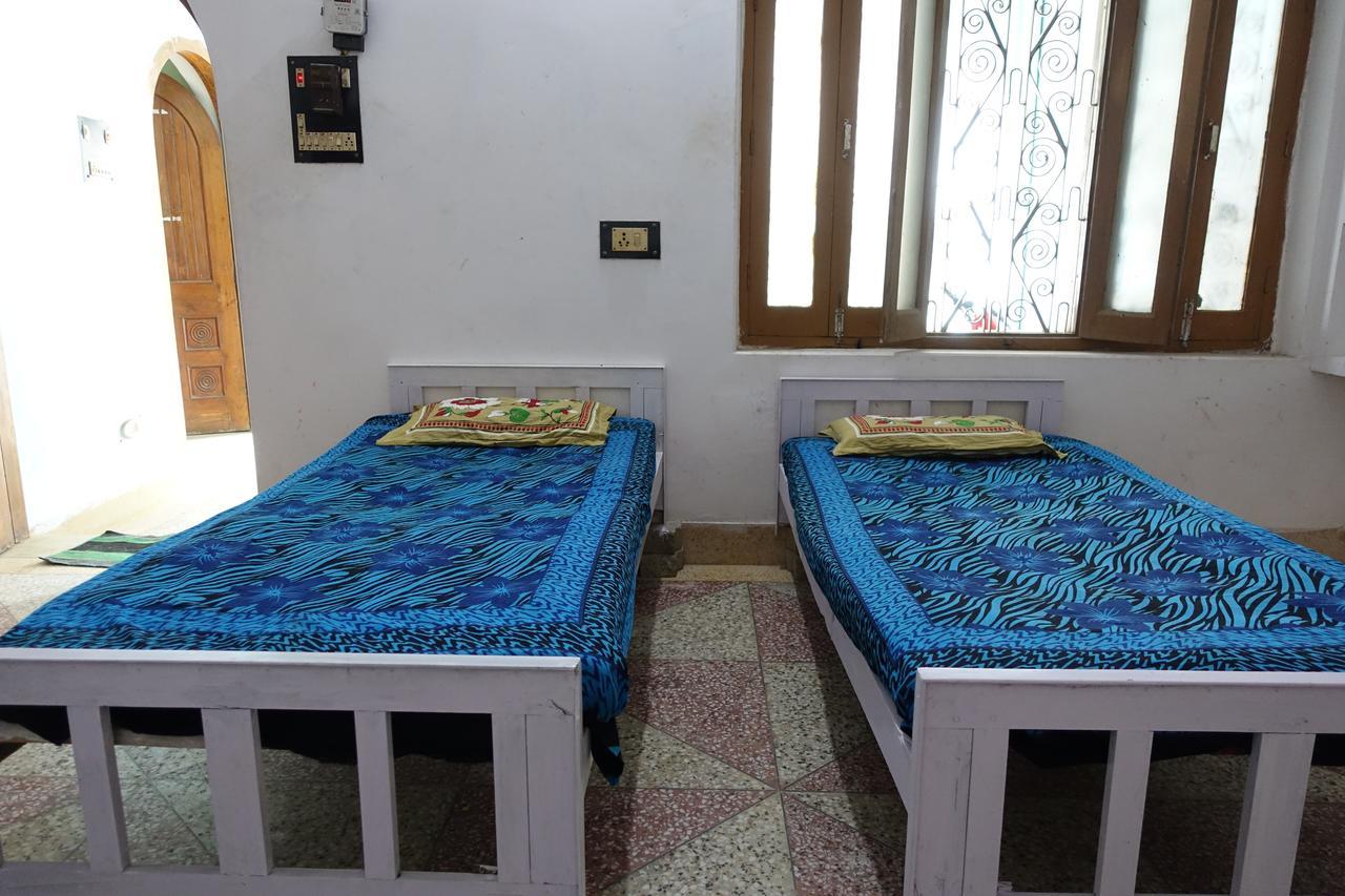 Ganges Nirvana Community & Homestay * Varanasi